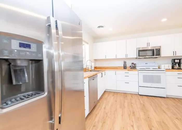 Newly Remodeled Family Friendly Ferienhaus *
